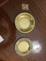 3 Piezas de bronce varias