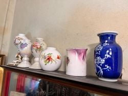Coleccion de mates en ceramica fabricacion nacional y florero
