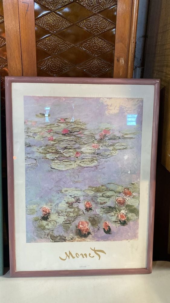 Dos Cuadros Decorativos con Diseños Delicados