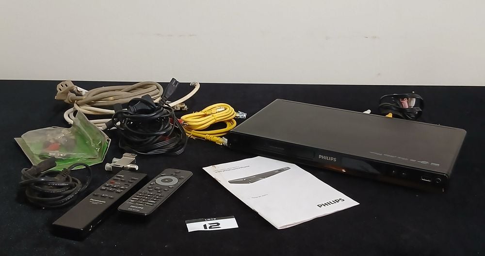 Reproductor DVD Philips con Control Remoto, Manual y Cables