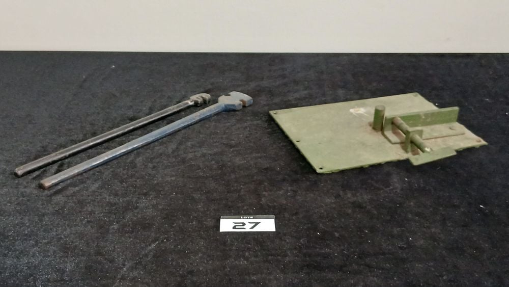 Plancha Plegadora de Hierro con Dos Manijas