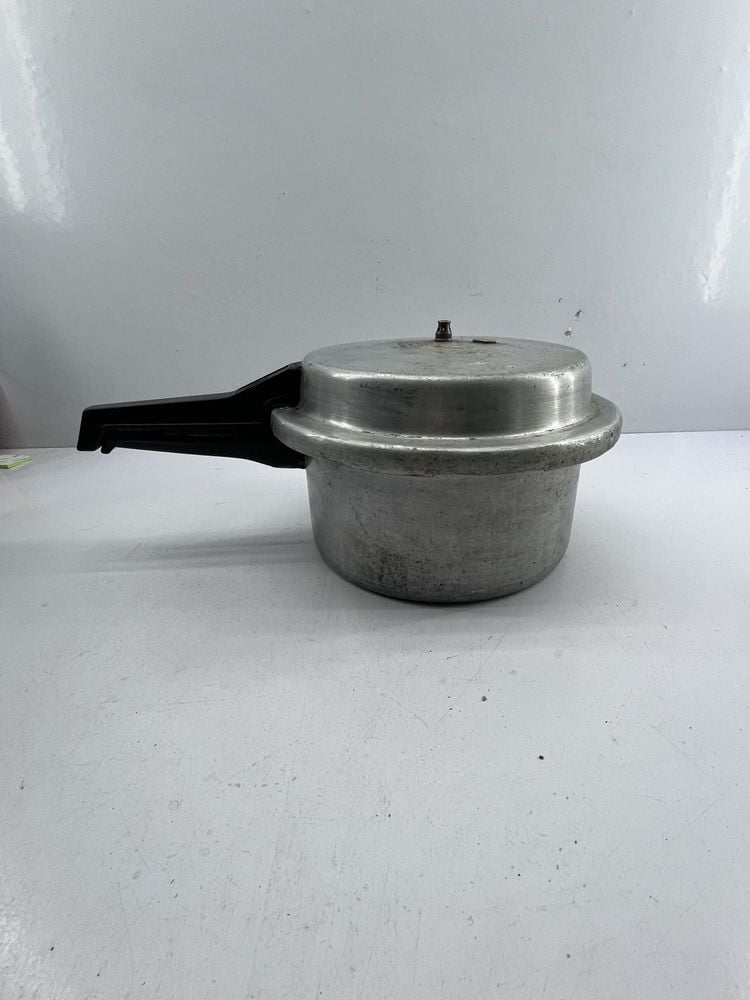 Olla a Presión Ekco Delux de Aluminio 4.5 Litros