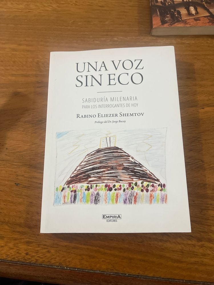 Libro "Una Voz Sin Eco" de Rabino Eliezer Shemtov
