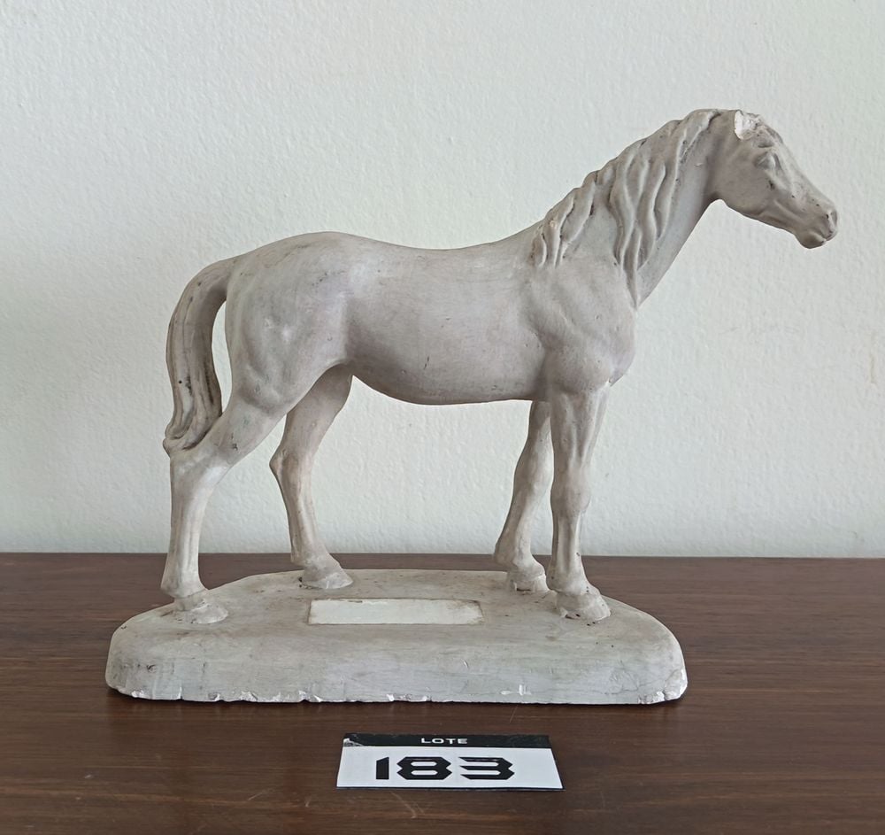 Escultura Ecuestre de Caballo Estilo Siglo XIX - Base Ovalada