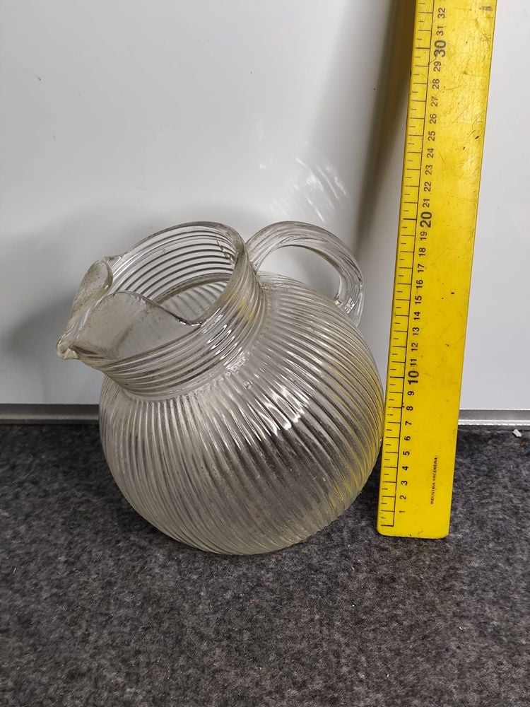 Jarra de Vidrio Transparente Acanalada Hazel-Atlas Años 40