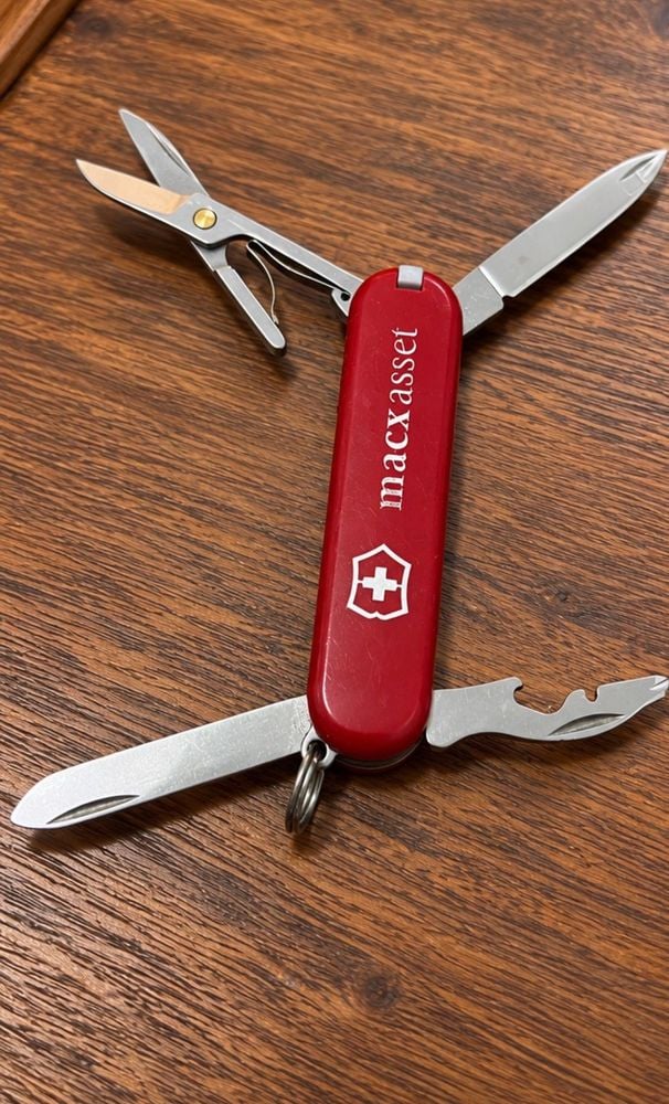 Navaja Suiza Victorinox Edición Macxasset Roja Multifunción